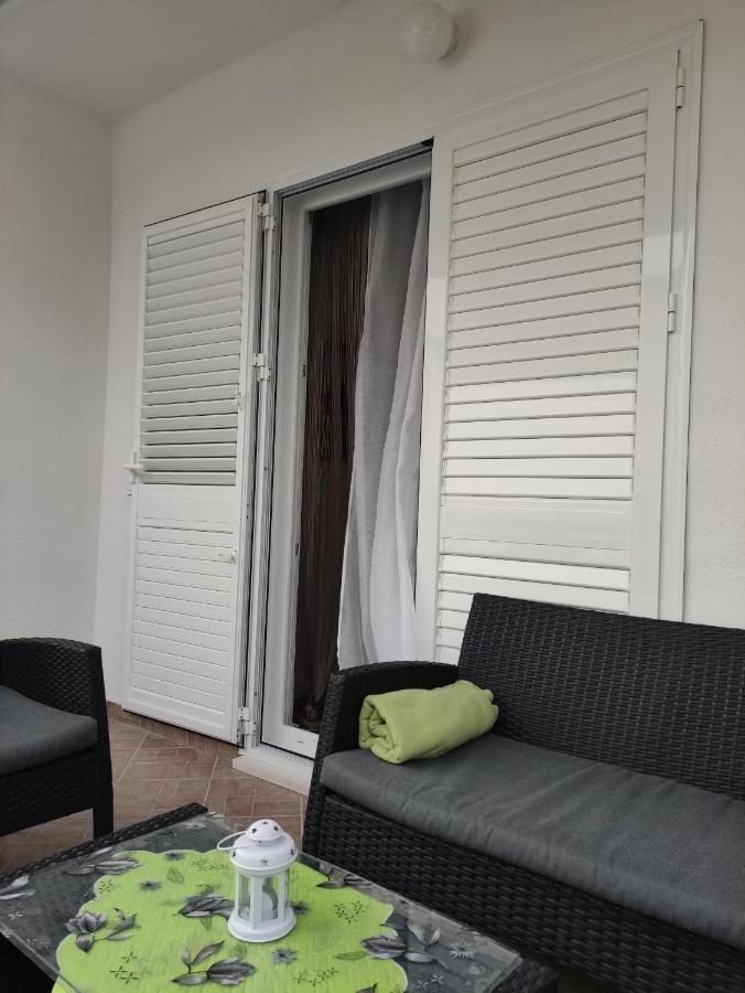 Apartmani Mara Rogoznica Εξωτερικό φωτογραφία
